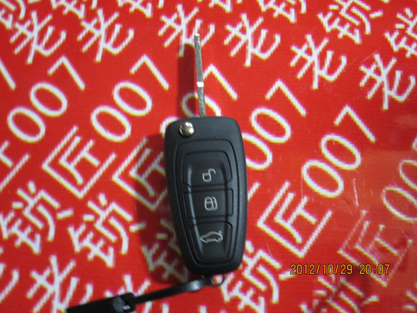 福特福克斯钥匙